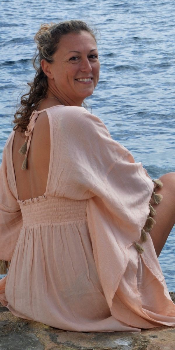 243- TÚNICA ESPALDA CUADRADA