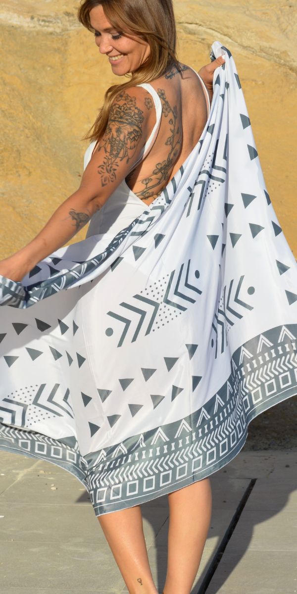 PAREO-PAÑUELO SEDA FRIA MOD 8